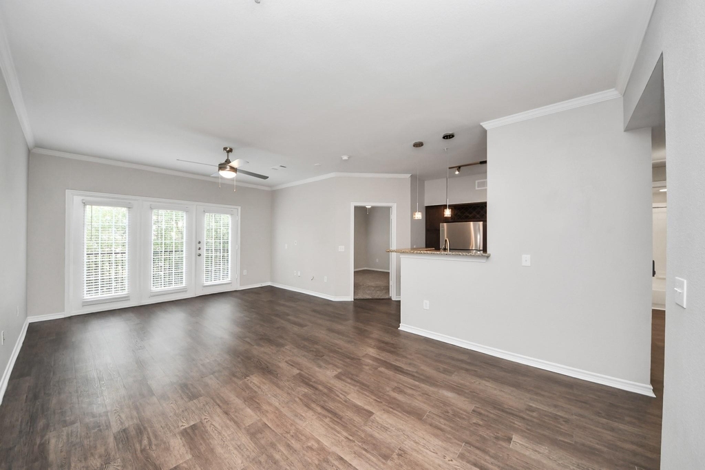3003 Memorial Court - Photo 6