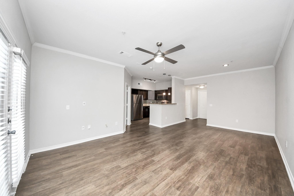 3003 Memorial Court - Photo 7