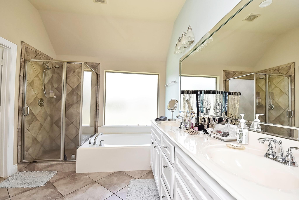6308 Silver Thistle Lane - Photo 18