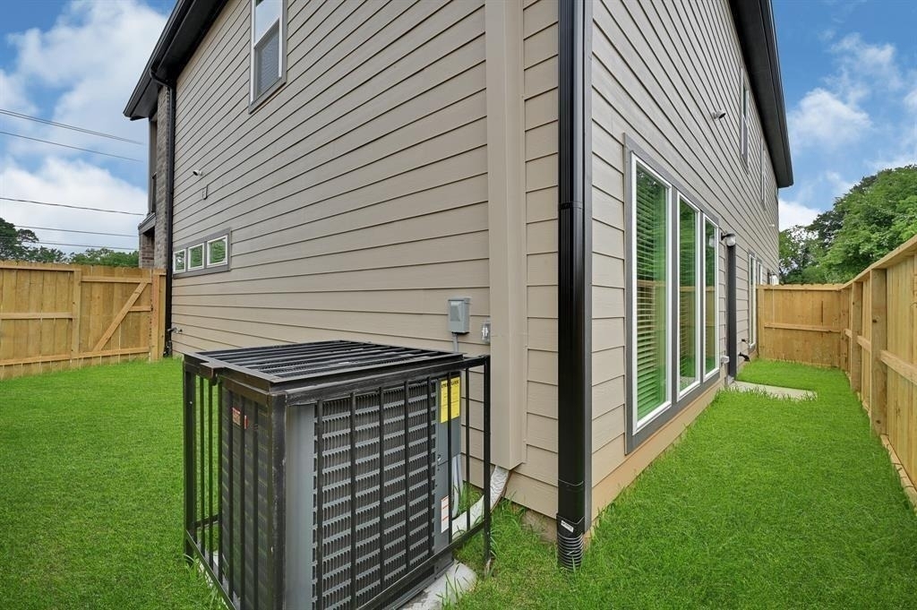 4675 Bellfort Street - Photo 12