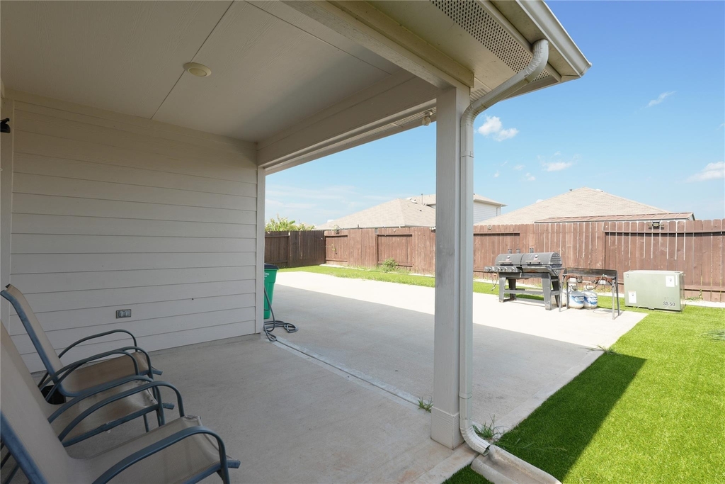 5630 Havenwood Creek Court - Photo 4