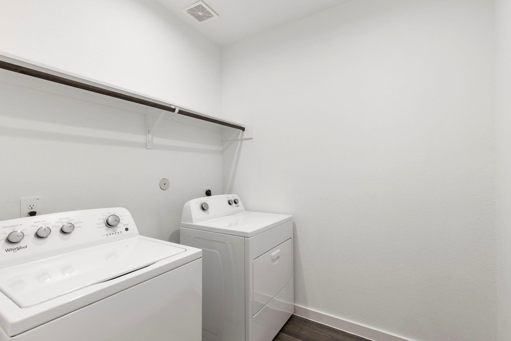 1589 Oakdale Crest Road - Photo 16