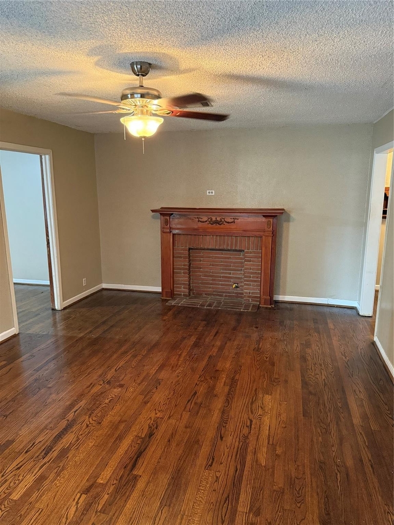 216 Schilling Street - Photo 2