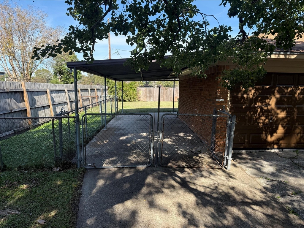 216 Schilling Street - Photo 10