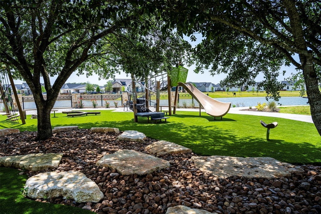 18302 Bayberry Heights Path - Photo 32