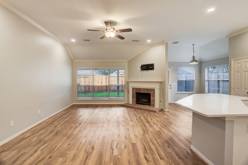 9311 Cabin Creek Drive - Photo 3