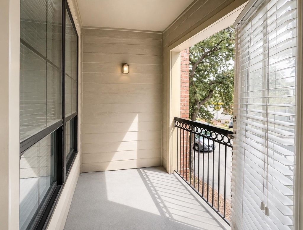 2222 Smith Street - Photo 6