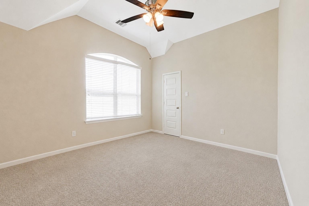4102 Sandstone Bend Lane - Photo 17