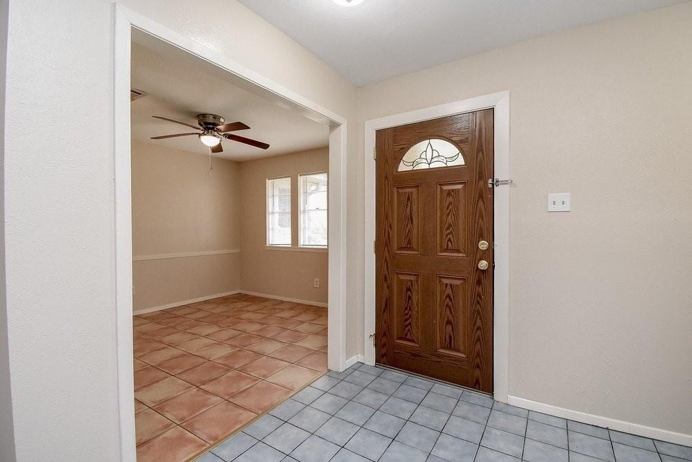 22814 Coriander Drive - Photo 3