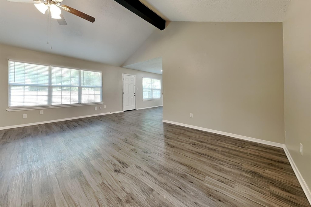 16854 Gleneagle Drive N - Photo 3