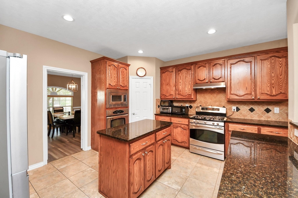 706 River Delta Lane - Photo 9