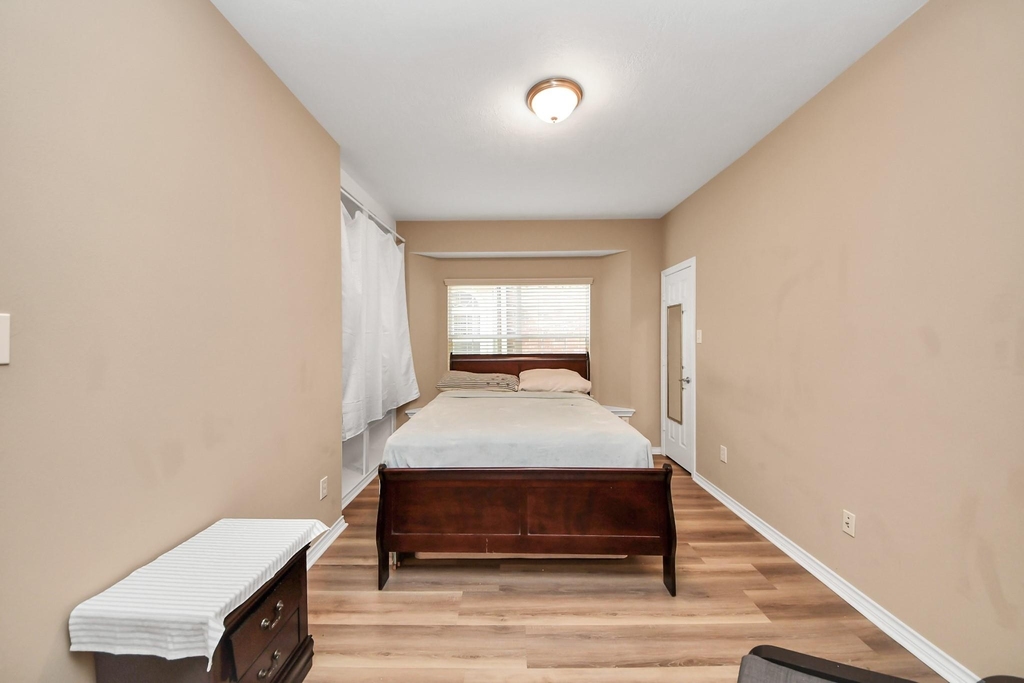 706 River Delta Lane - Photo 21