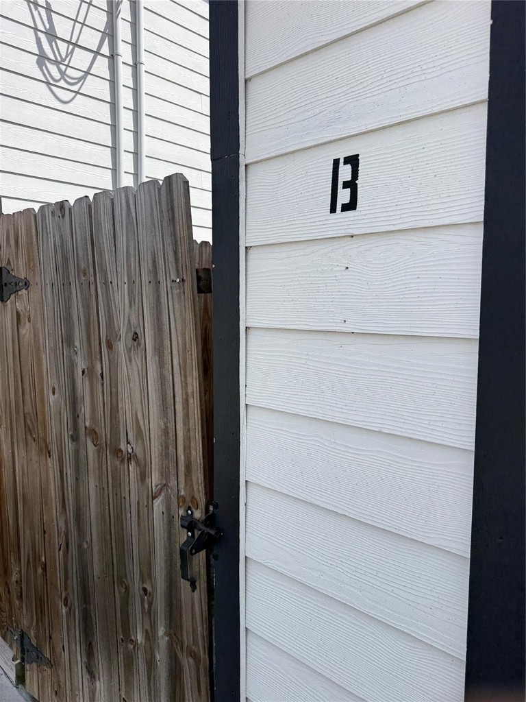 6610 Haight Street - Photo 11