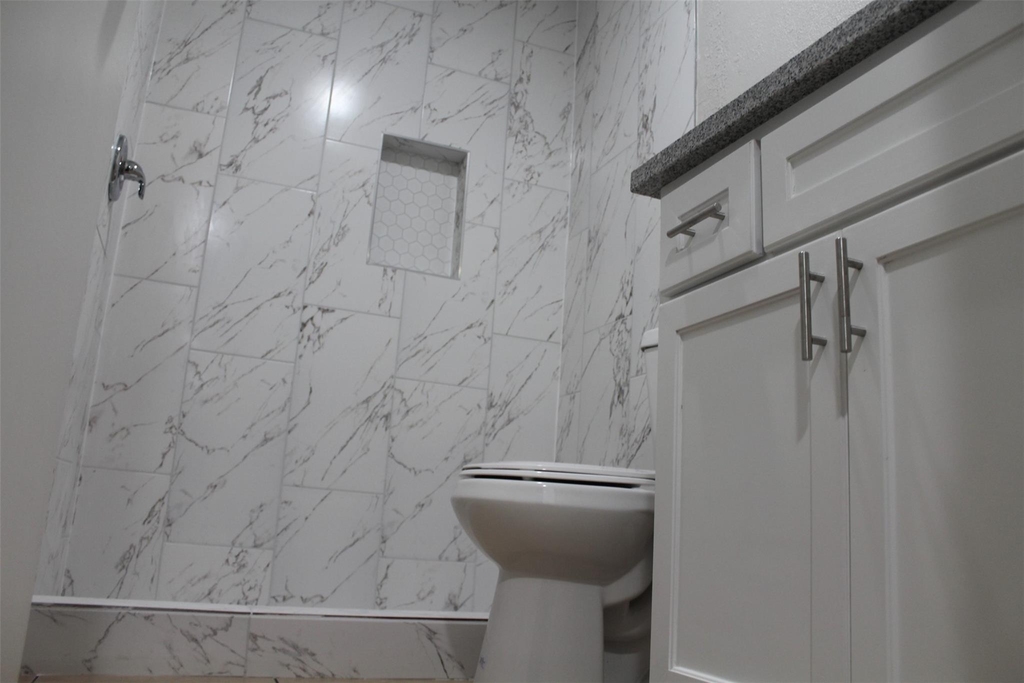 1122 Brenda Lane - Photo 5