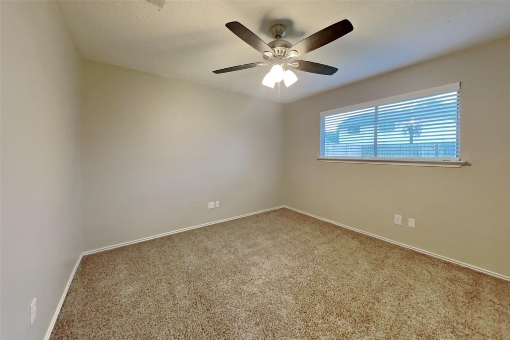 11914 Osage Park Drive - Photo 15