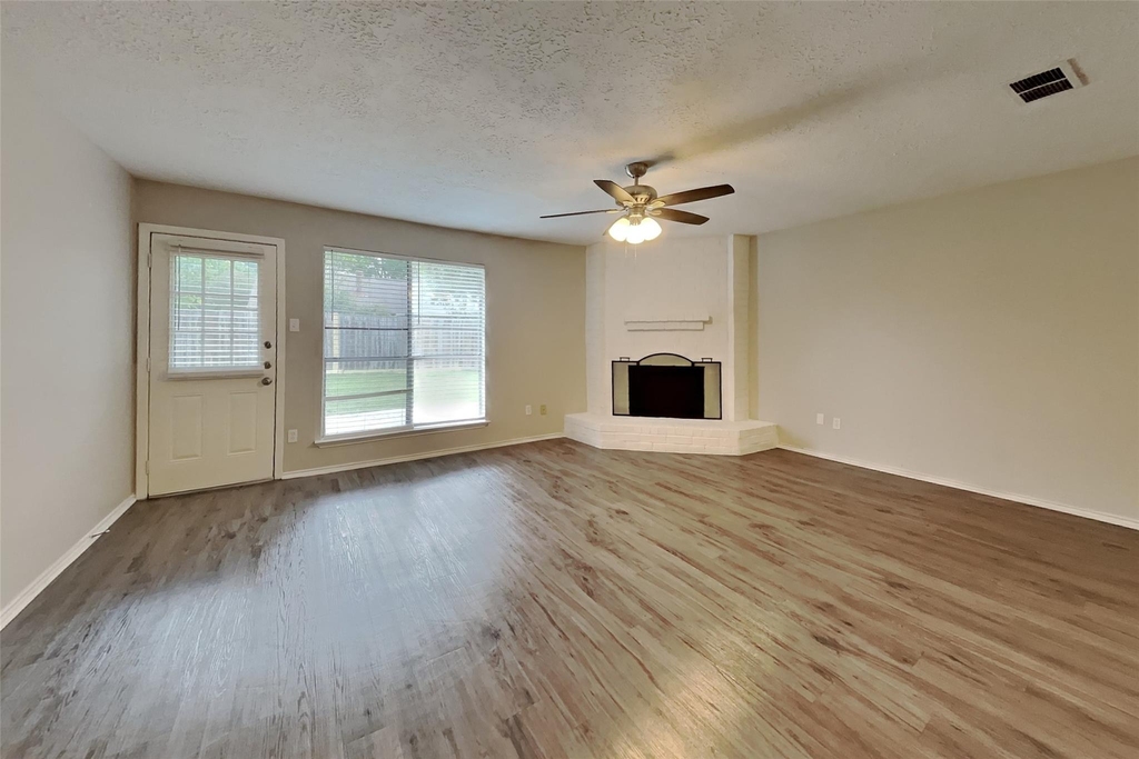 11914 Osage Park Drive - Photo 2