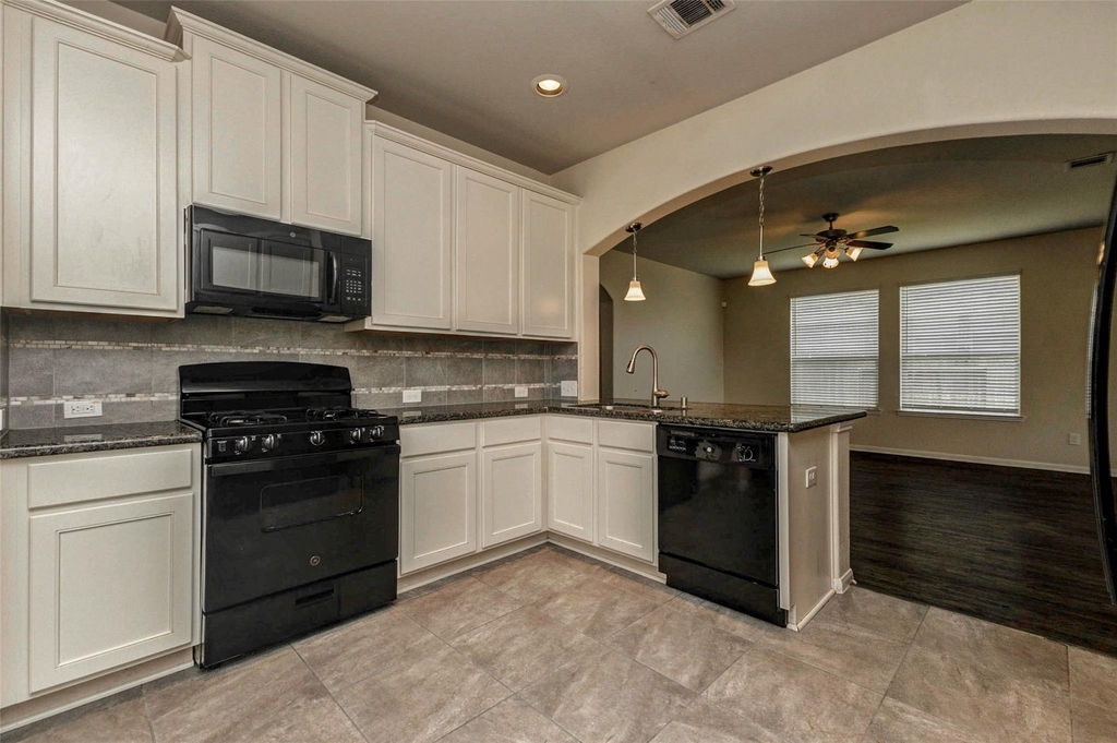 31111 Oneawa Stone Way - Photo 10
