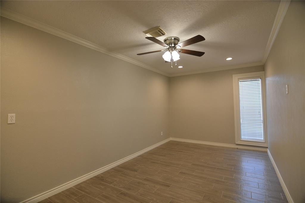19118 Challe Circle W - Photo 15