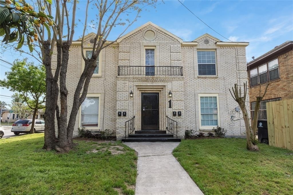 1 Sidney Street - Photo 9