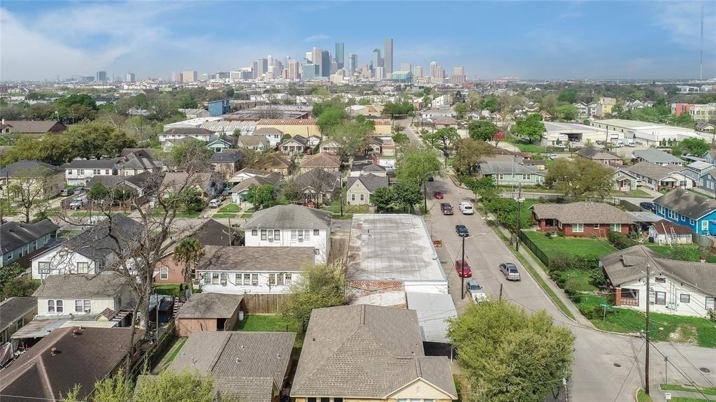 1 Sidney Street - Photo 13