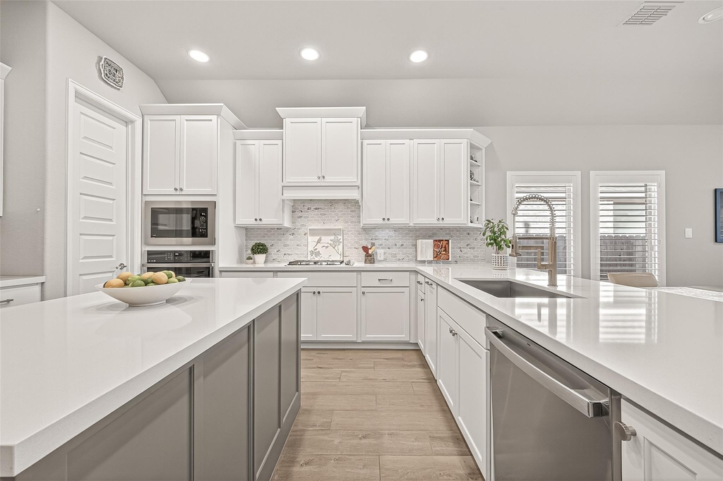 8922 Flounder Ridge Drive - Photo 8
