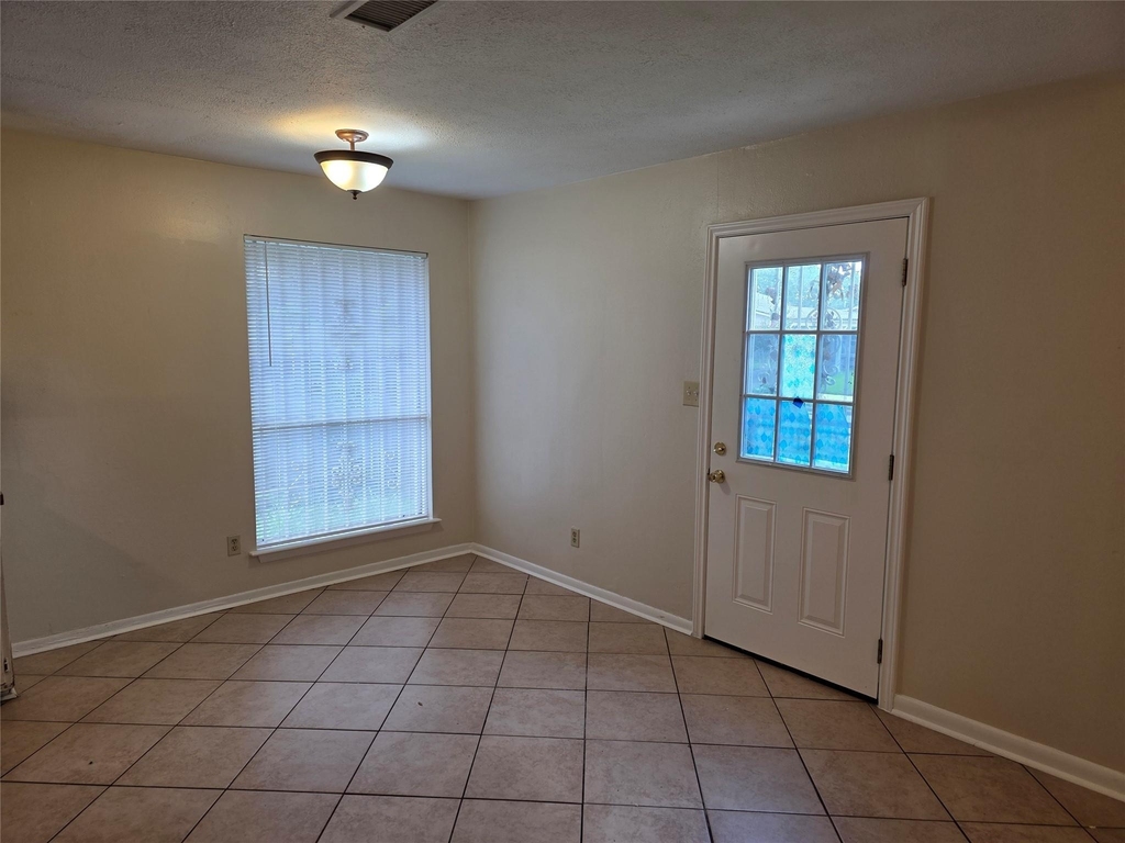 4601 Reveille Street - Photo 5