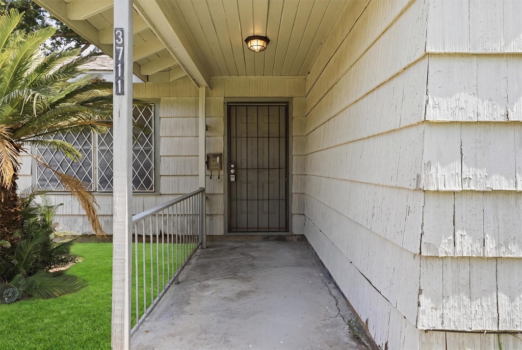 3711 Cosby Street - Photo 1