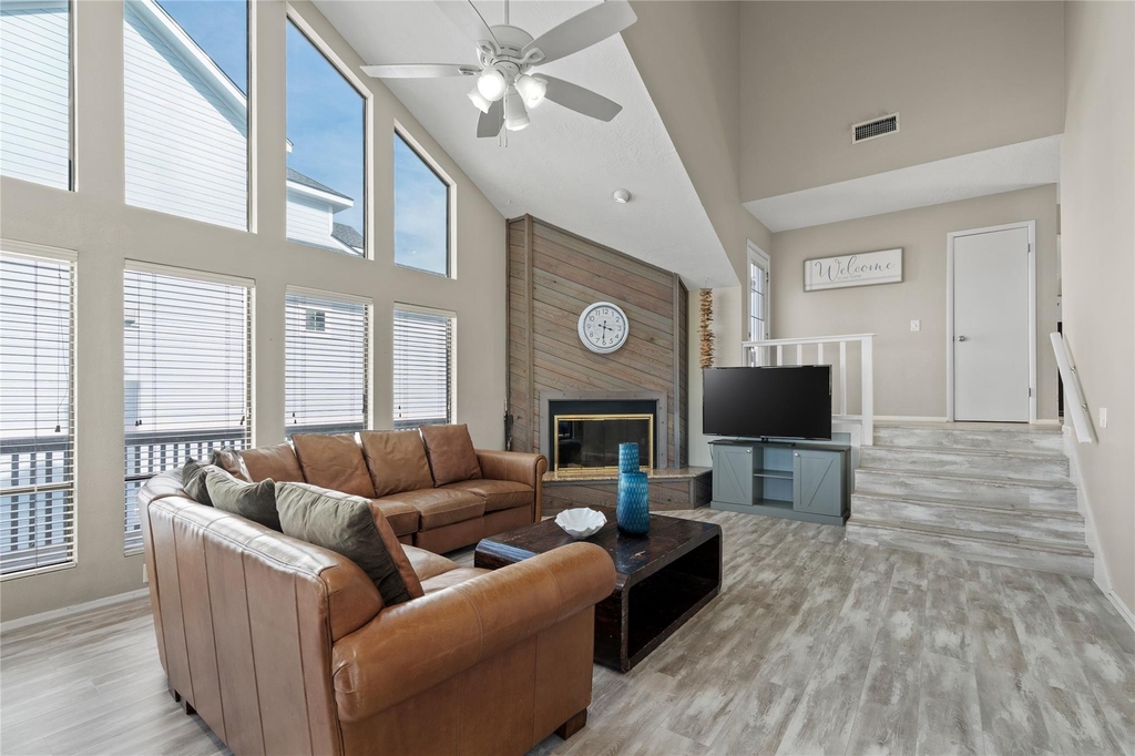 21812 Frio Drive - Photo 9