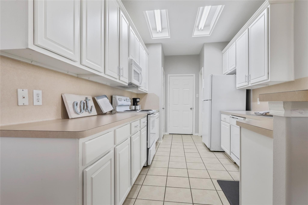 418 Folk Crest Lane - Photo 6