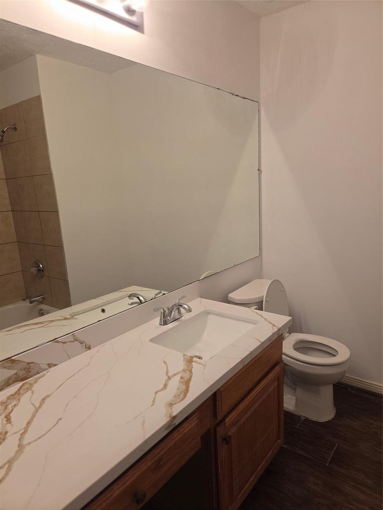 15114 Farndale Drive - Photo 15