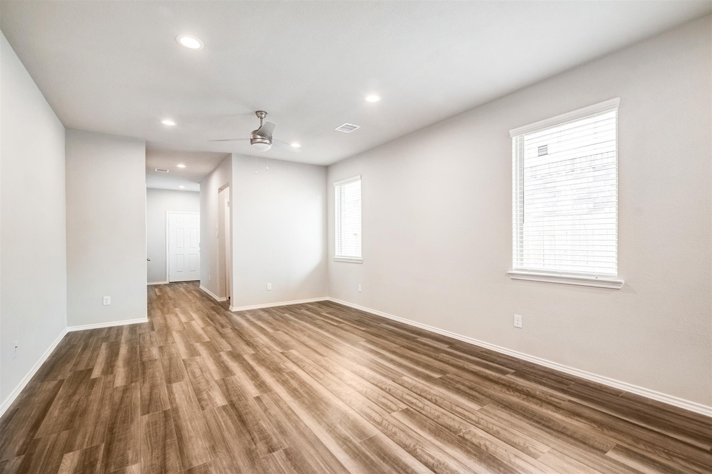 9304 Colonial Bent Court - Photo 9