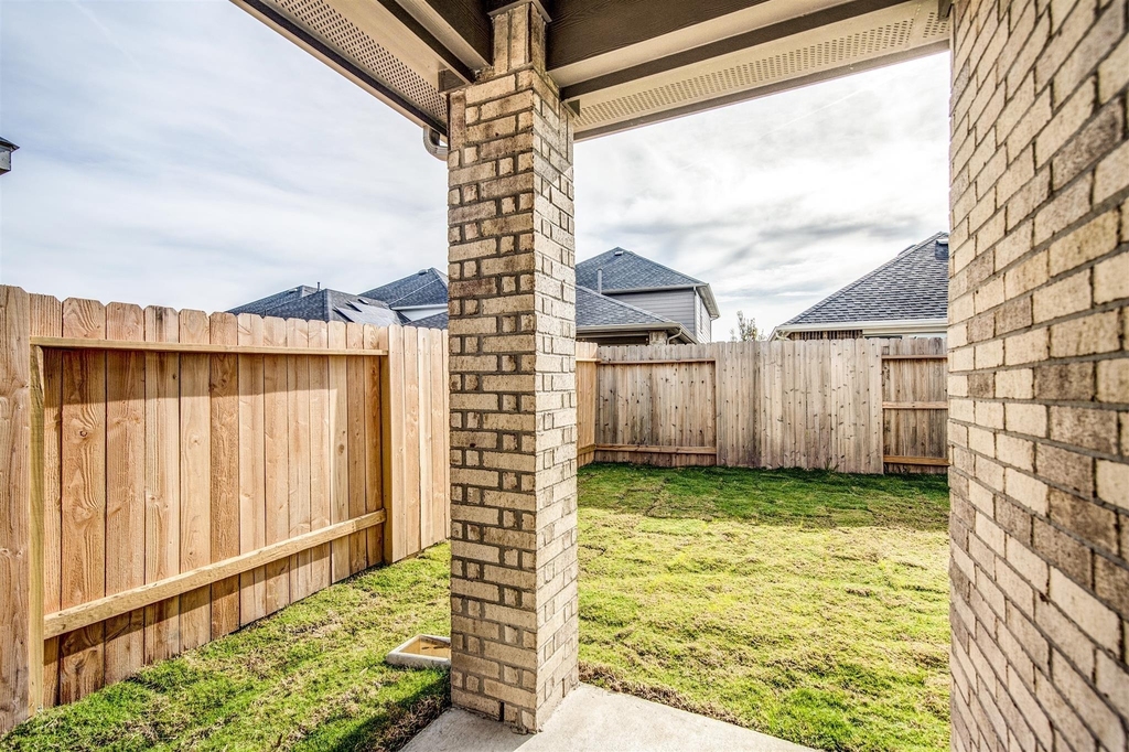 9304 Colonial Bent Court - Photo 19