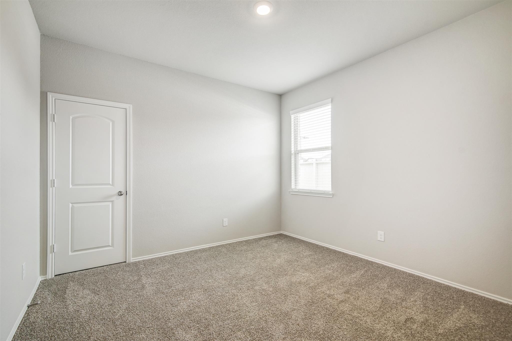 9304 Colonial Bent Court - Photo 17