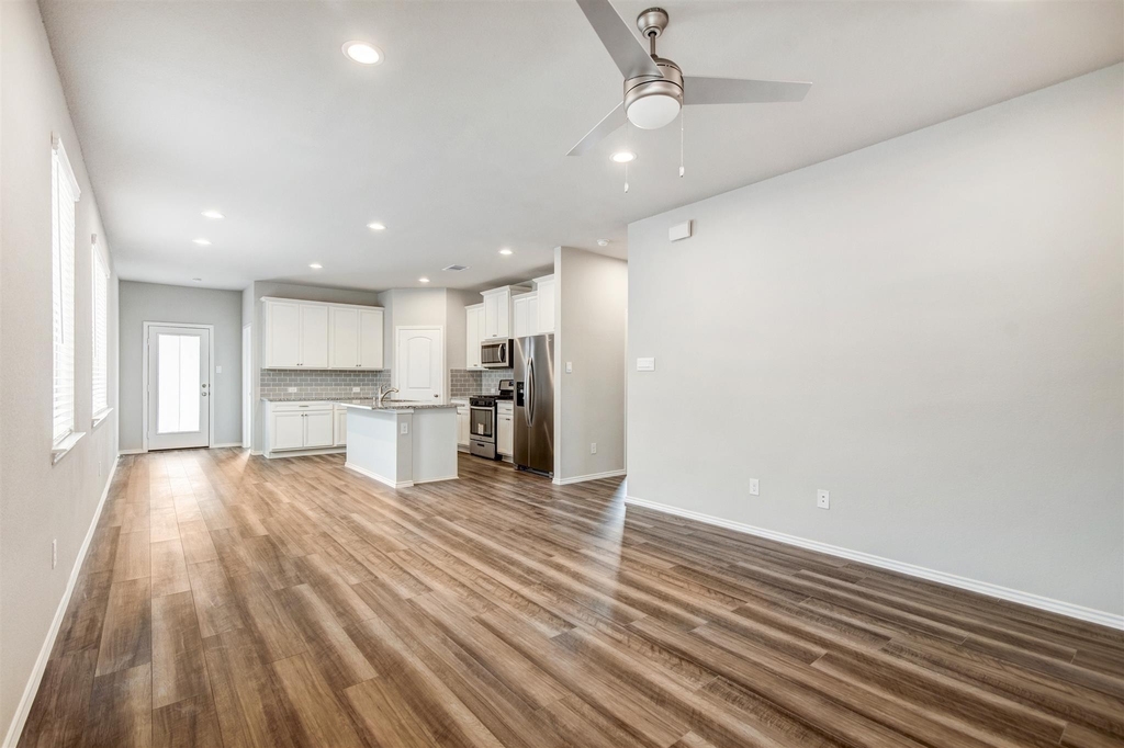 9304 Colonial Bent Court - Photo 5