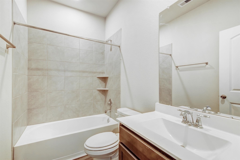9304 Colonial Bent Court - Photo 18