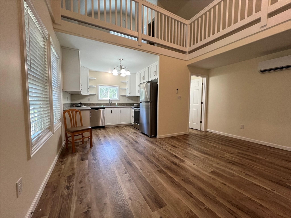 436 Shadywood Drive - Photo 2