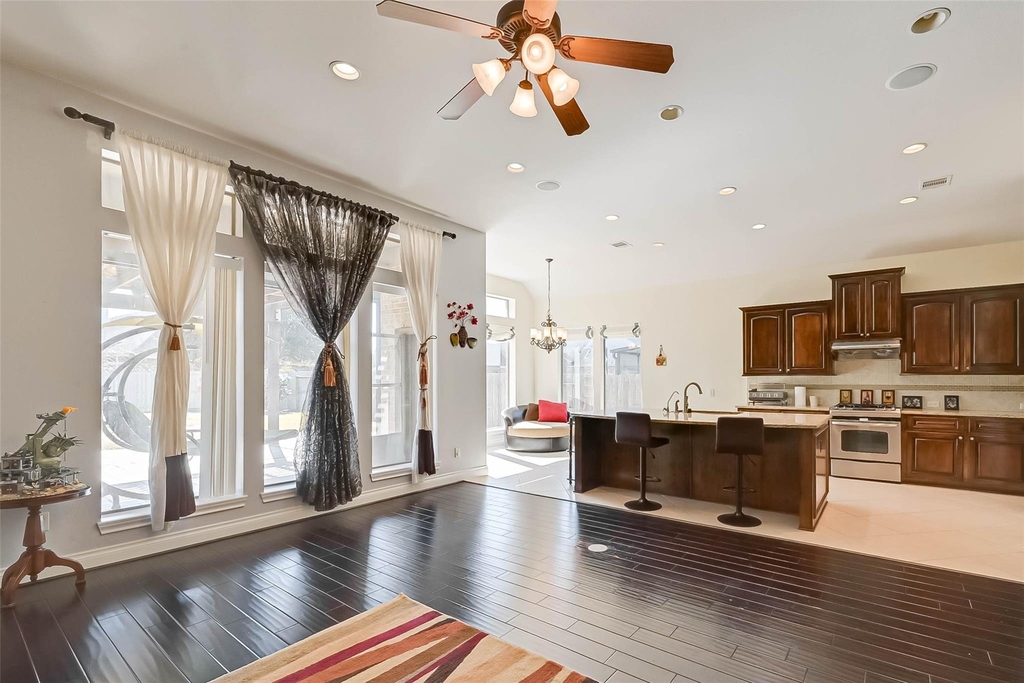 5422 Linden Rose Lane - Photo 15