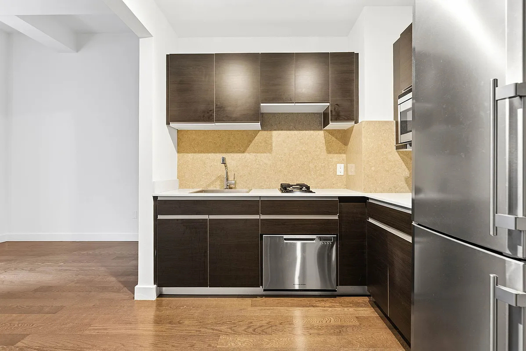 116 John Street - Photo 2