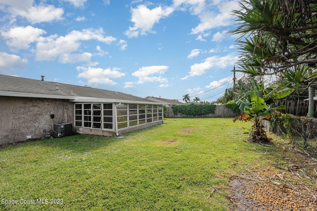608 Sacre Coeur Drive - Photo 14
