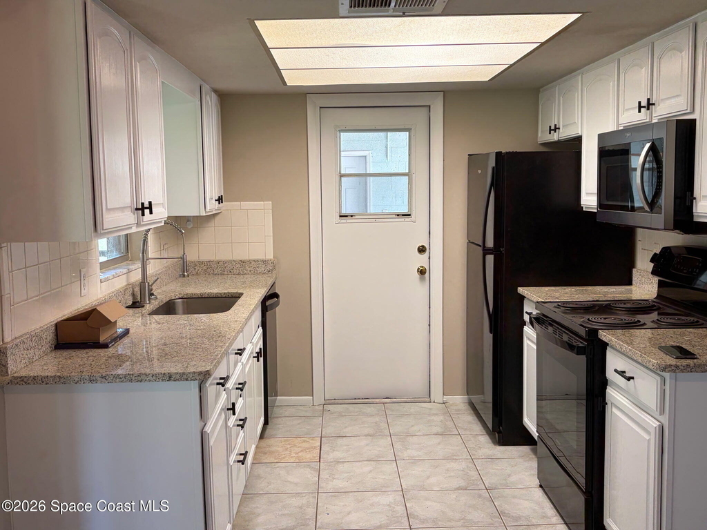 608 Sacre Coeur Drive - Photo 16