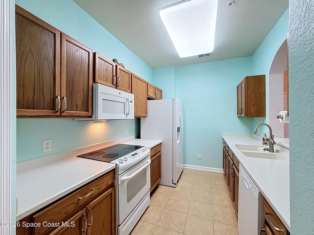 1626 Peregrine Circle - Photo 1