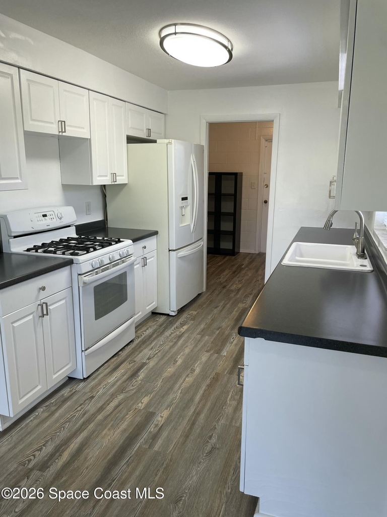 60 Barbados Drive - Photo 5