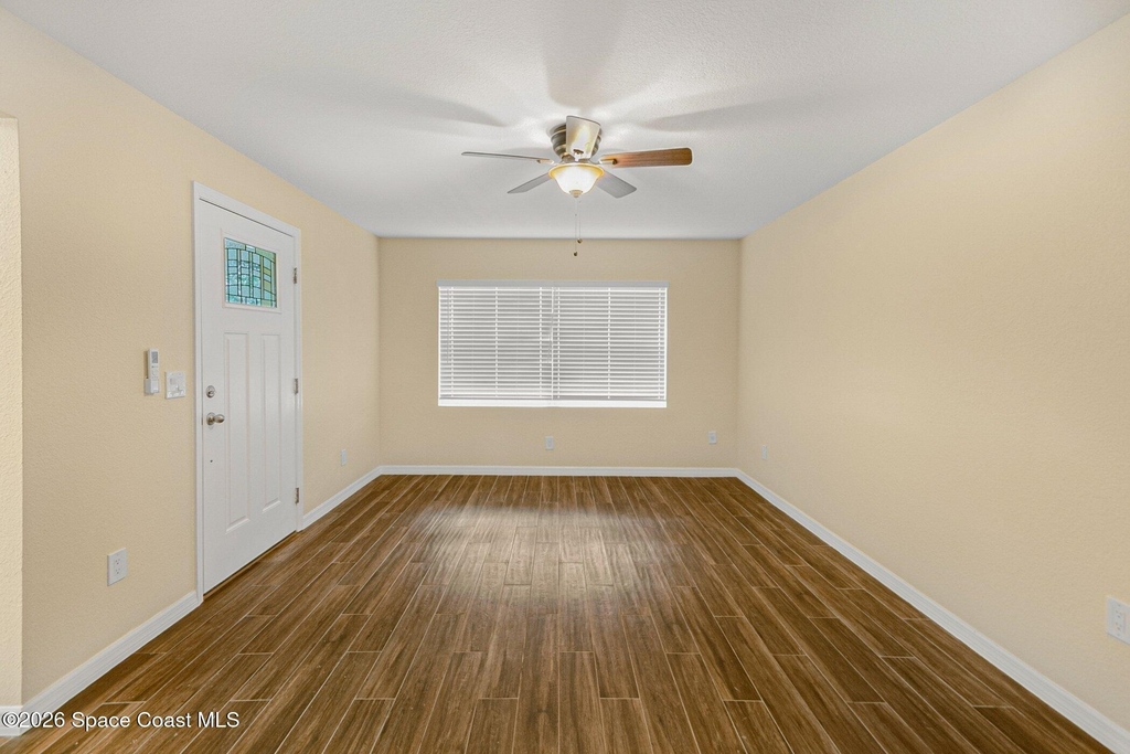 175 Nw Valencia Road - Photo 5