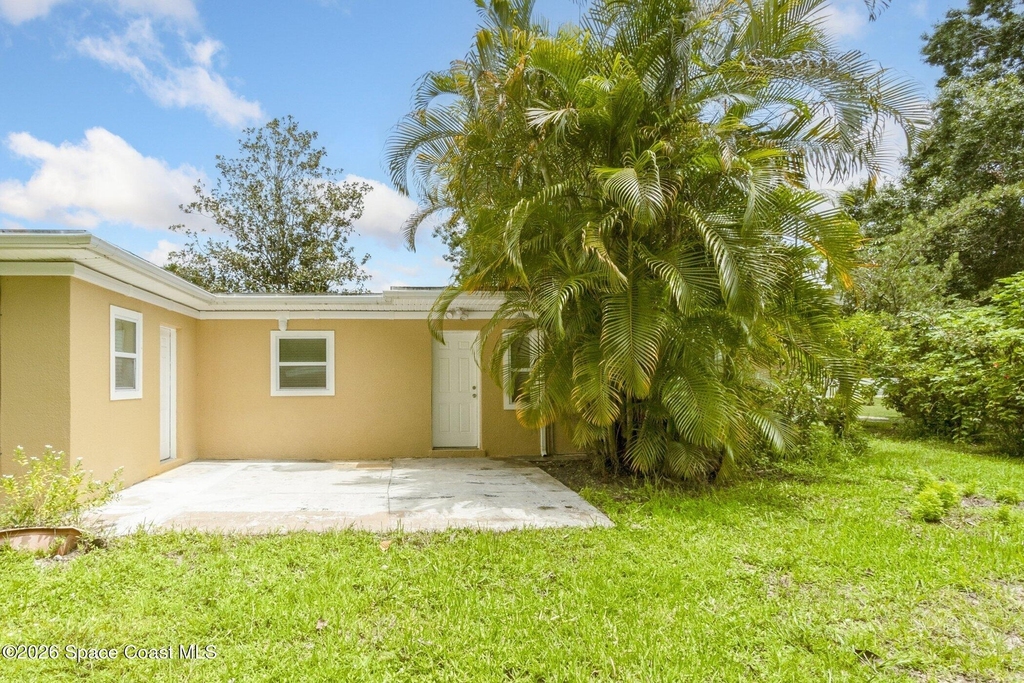 175 Nw Valencia Road - Photo 22