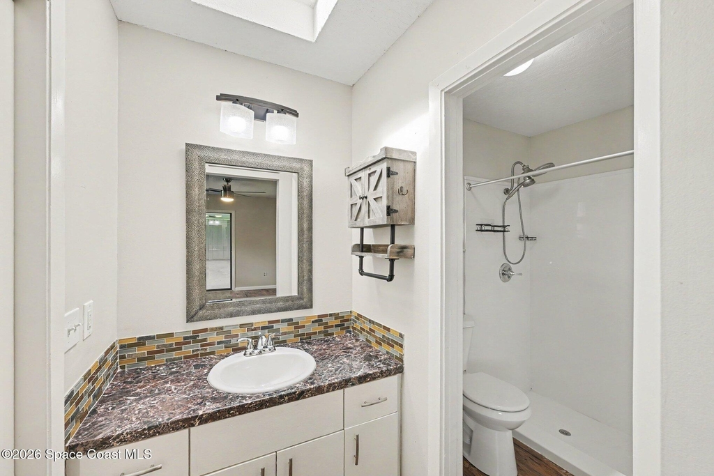 1242 Laconia Street - Photo 11