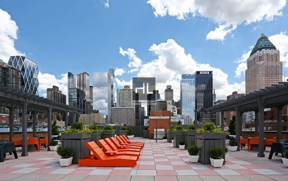 West 53rd Street - Photo 4