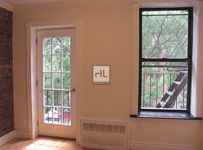 East 5th Street - Photo 0