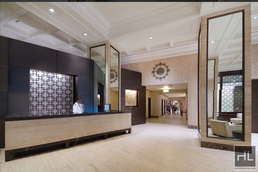 West 64 Street - Photo 15