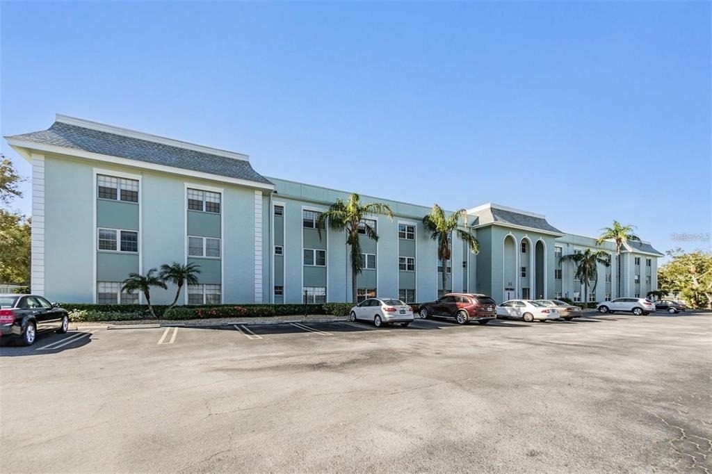 1706 Belleair Forest Drive - Photo 1