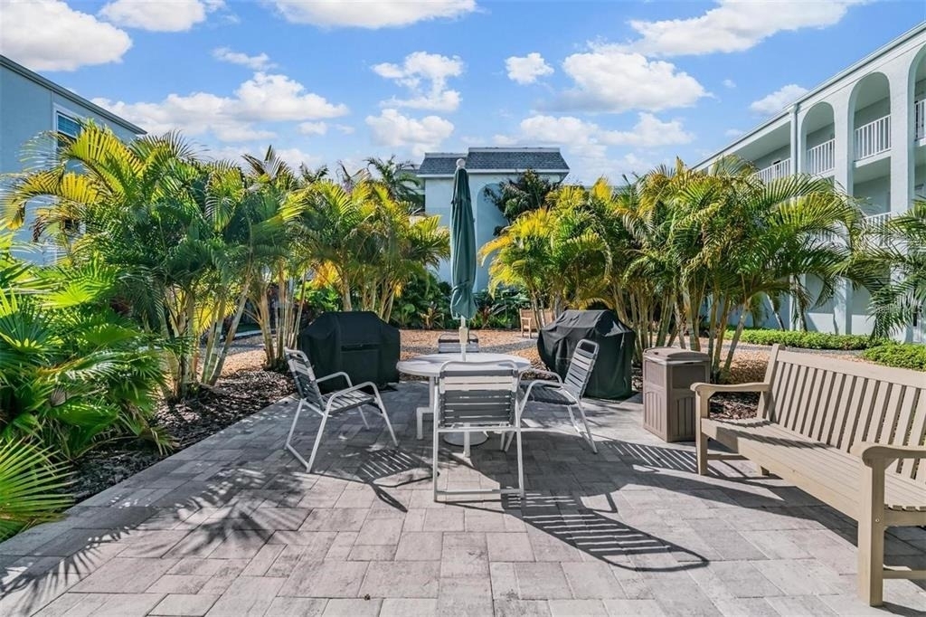 1706 Belleair Forest Drive - Photo 41
